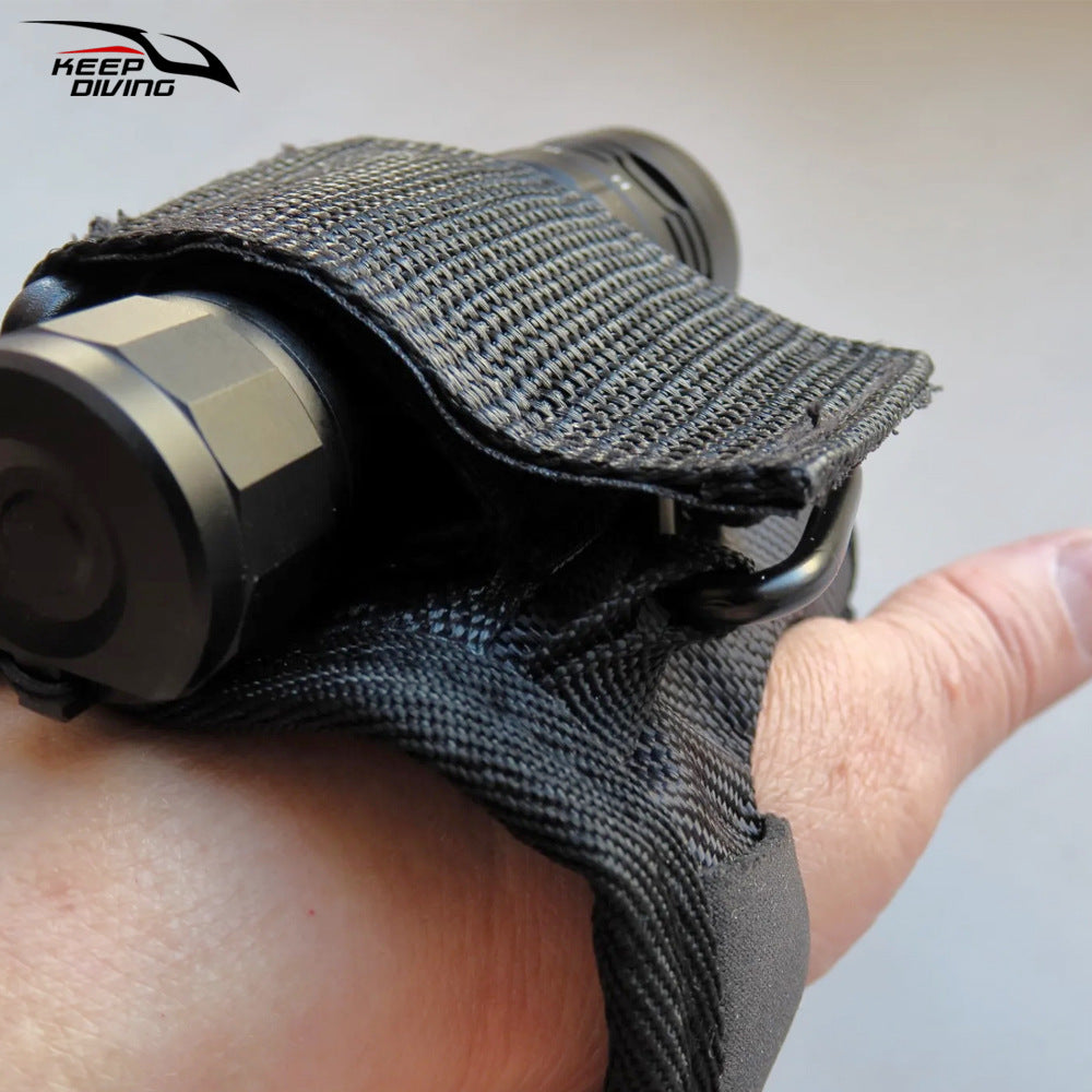 Scuba gloves with LED flashlight holder wrist strap for underwater diving