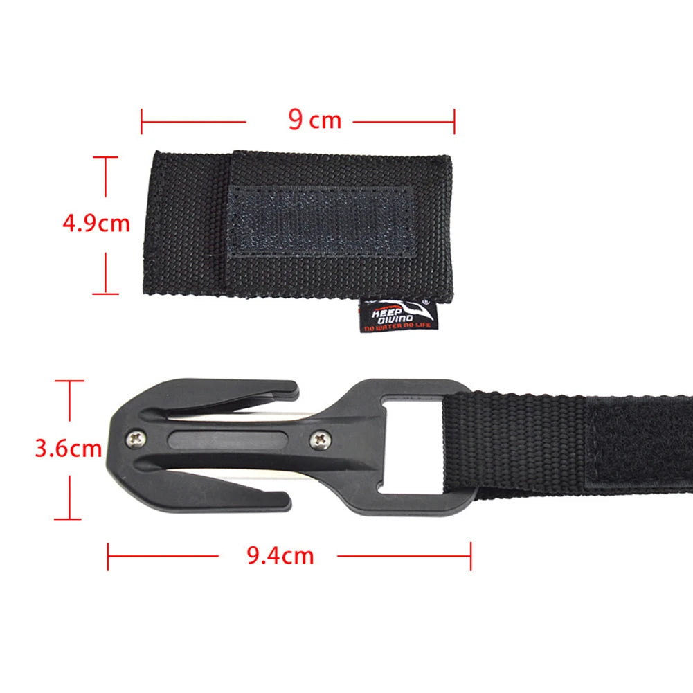 scuba diving cutting knife with replaceable blades and nylon handle for underwater safety and emergency use