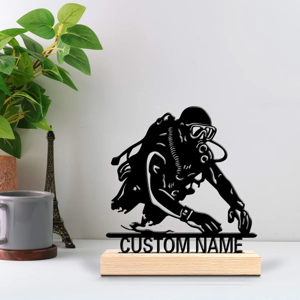 1pc Romantic Personalized Custom Diving Metal Statues Nautical Desk Decor with Wooden Base, Perfect for Sailors, Beach Houses, C