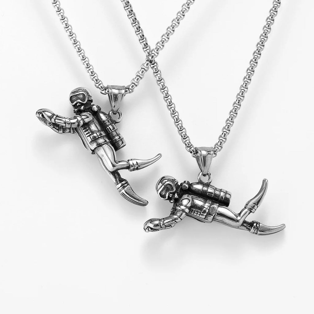 Deep Sea Diver Stainless Steel Men Women Necklaces Pendants Chain Unique Punk Trendy Fashion Jewelry Creativity Gift Wholesale